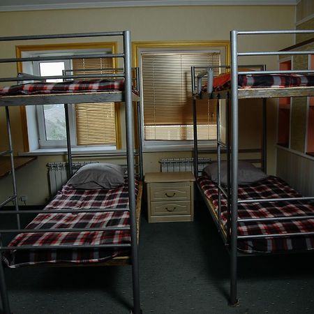 Hostel Wigwam Oral Bagian luar foto