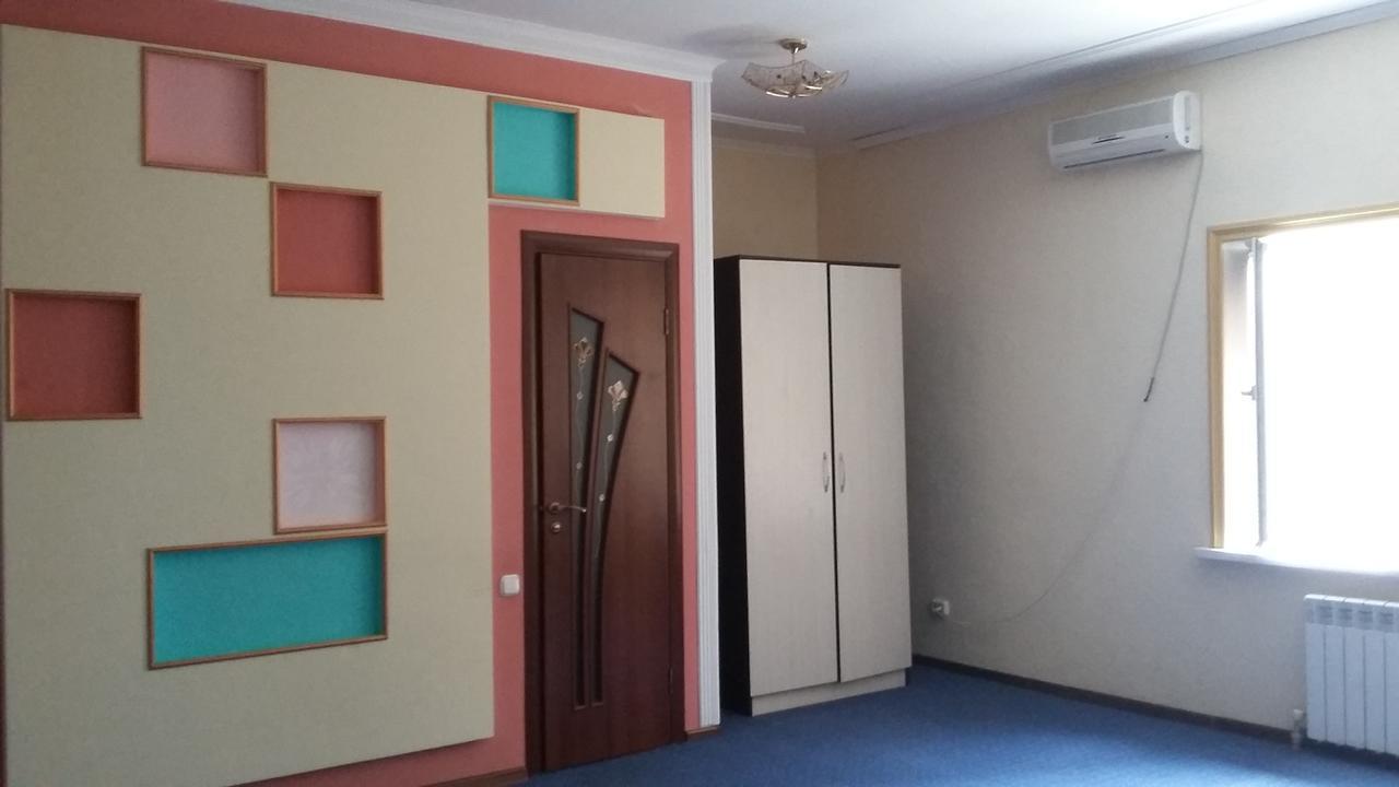 Hostel Wigwam Oral Bagian luar foto