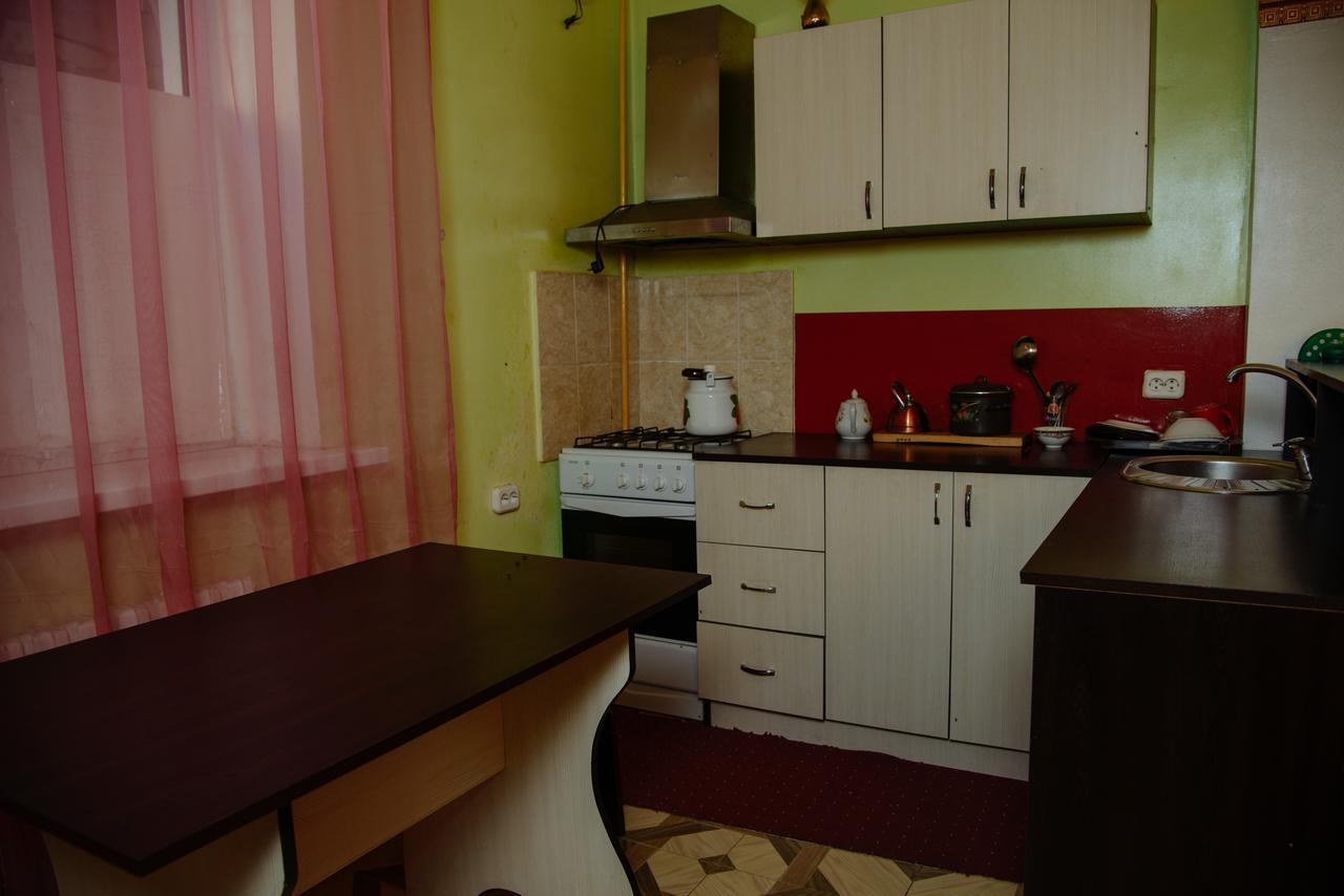Hostel Wigwam Oral Bagian luar foto